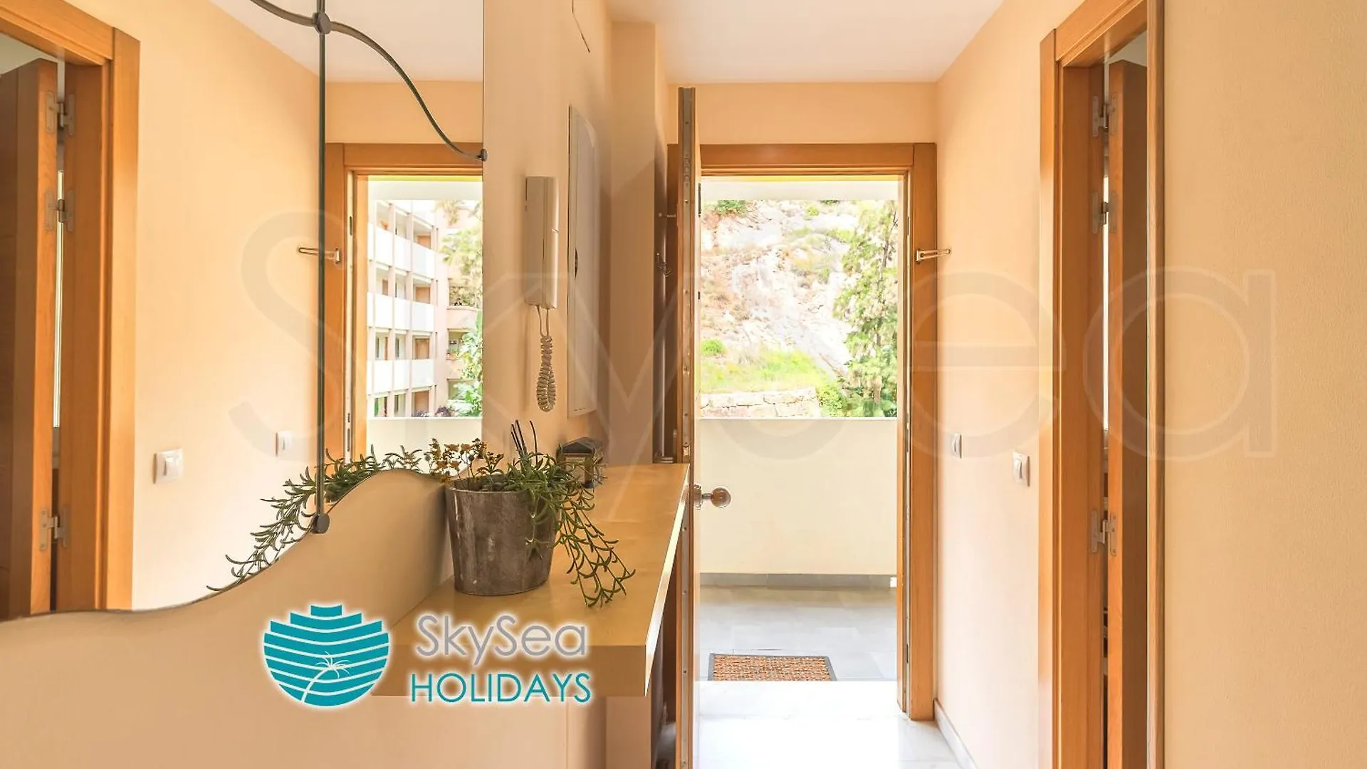 Sky Sea Holidays Fuengirola Apartment